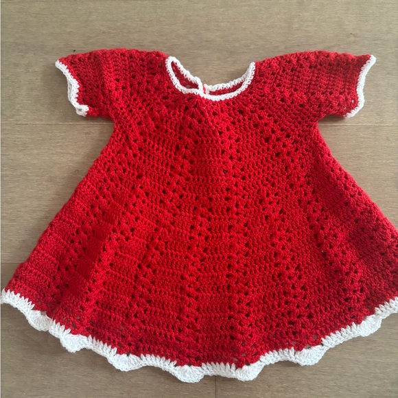 Crochet  Christmas valentines dress - Picture 1 of 4